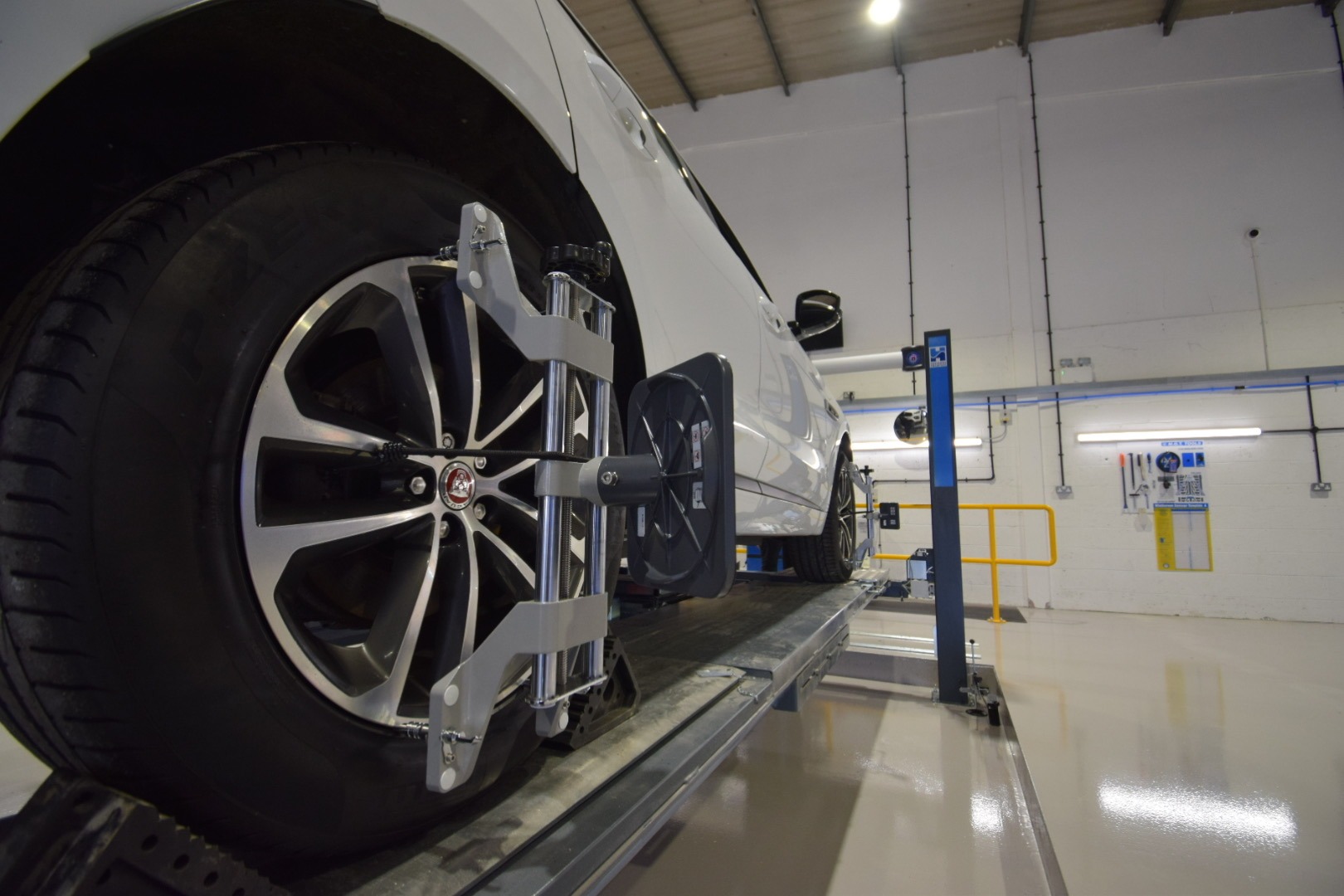 Understanding Wheel Alignments and Why They’re Essential for Your Vehicle – Wheel Alignment Services in Lincoln